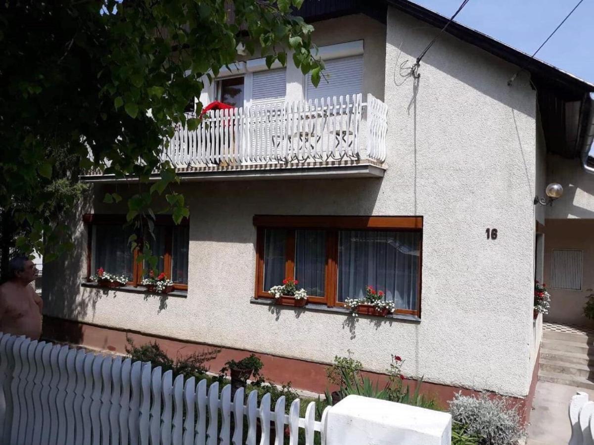 Apartment In Siofok/Balaton 19854 Eksteriør billede